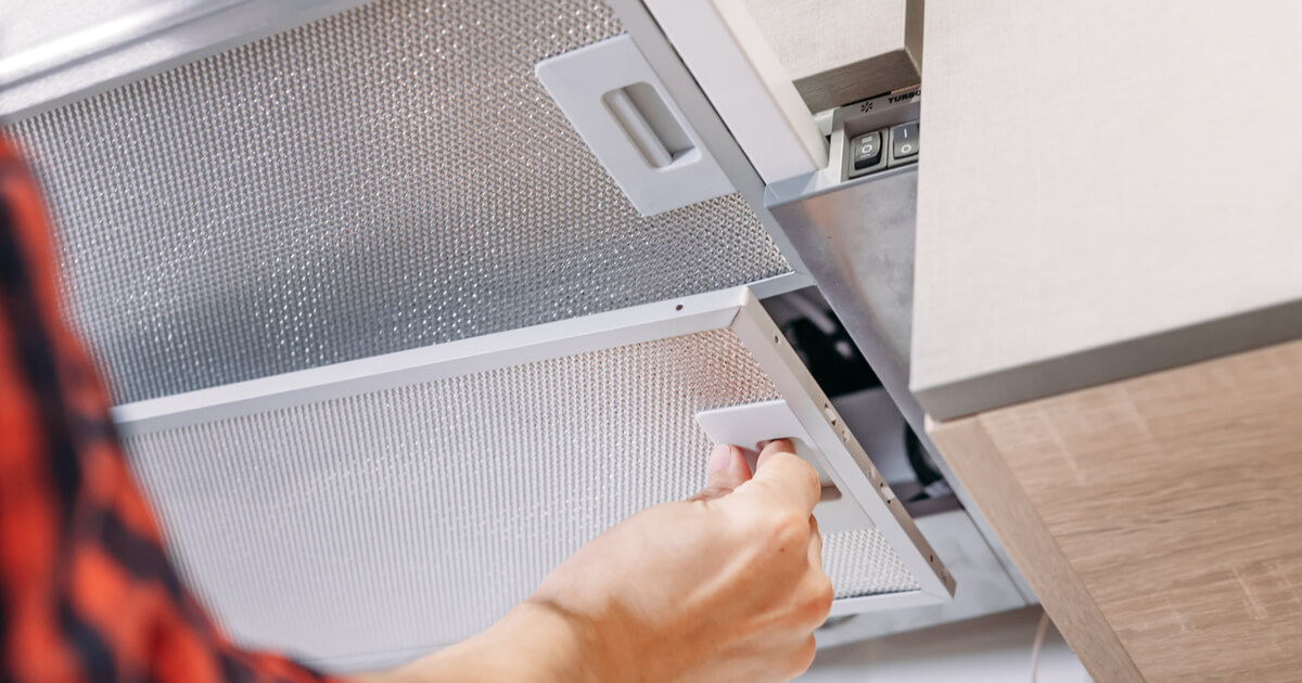 実は簡単 キッチンの換気扇を見違えるほどキレイにする方法 ココナラマガジン